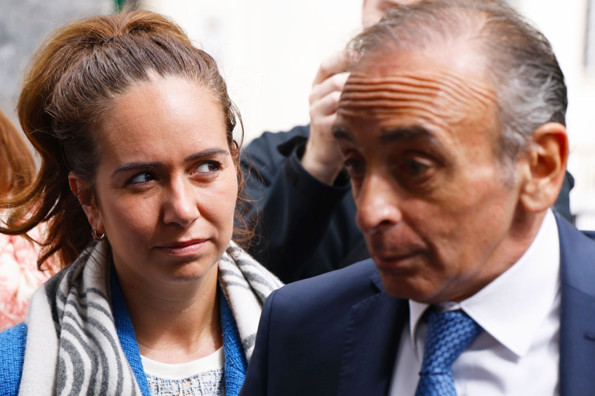 Sarah Knafo, l’espoir du parti face à la discrétion de Marine Le Pen