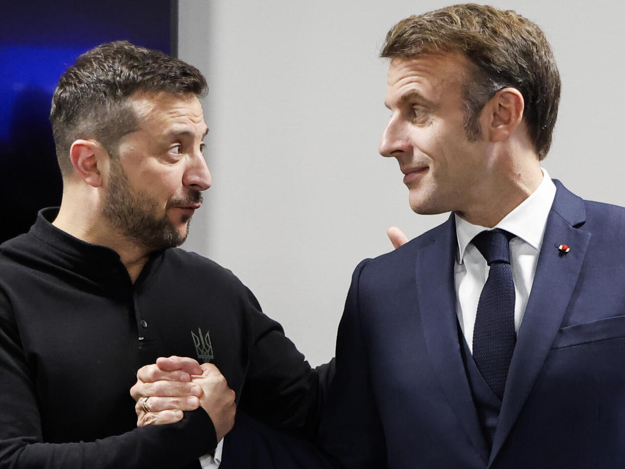 La France face à la guerre d’Ukraine : une escalade inquiétante sous Macron