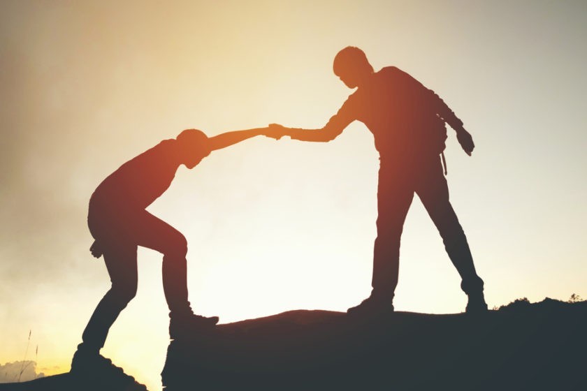 L’amour du prochain : une priorité incontournable dans un monde en crise